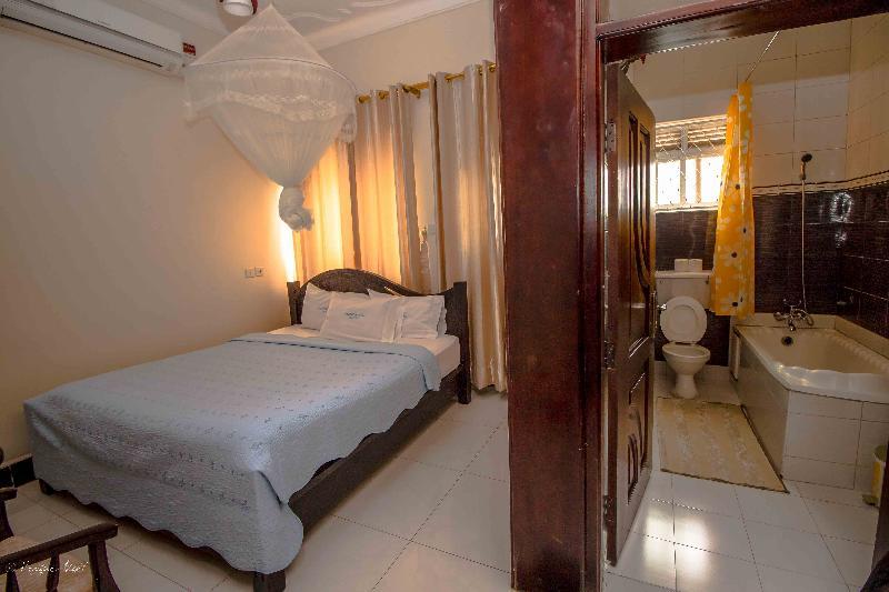 Innophine Hotel 790 Entebbe Exterior foto
